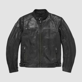 Veste en cuir avec tête de mort Harley Davidson
